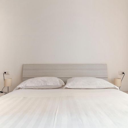 Duomo Apartment - Diaz ミラノ エクステリア 写真